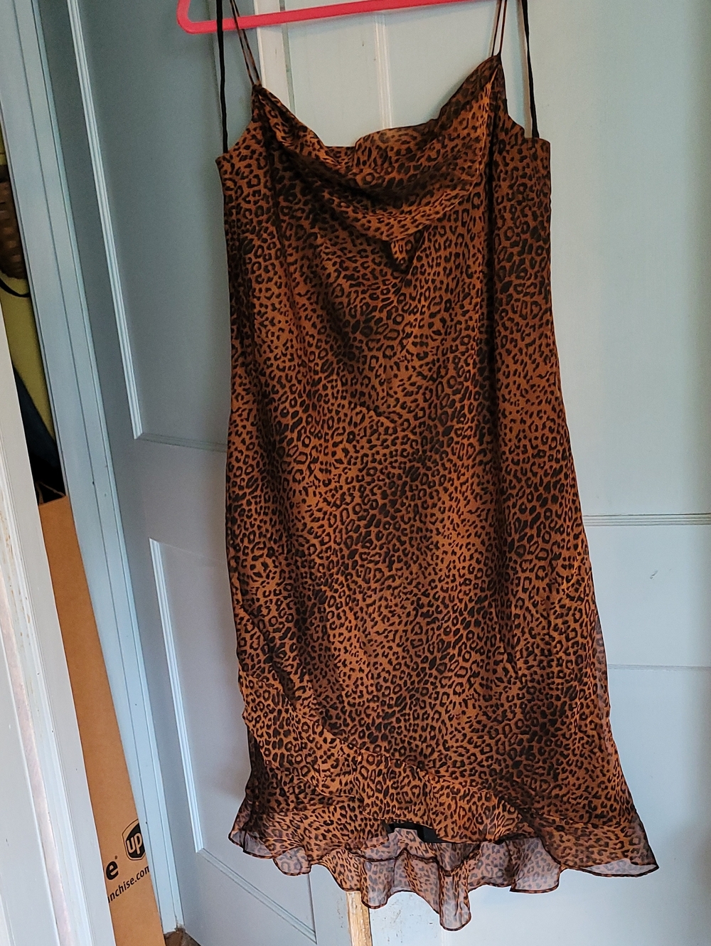 Jessica Howard Brown Thin Straps Leopard Print Lined Dress